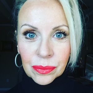 Meet your Posher, Carol